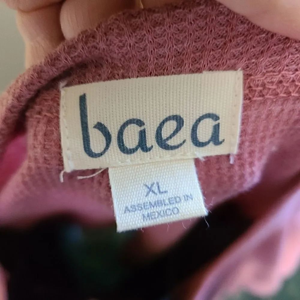 Baea Flare Sleeve Top   - Picture 6 of 7